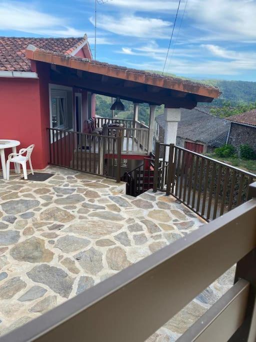 Casa Do Feligres E Da Alsira Villa Nogueira de Abaixo Dış mekan fotoğraf
